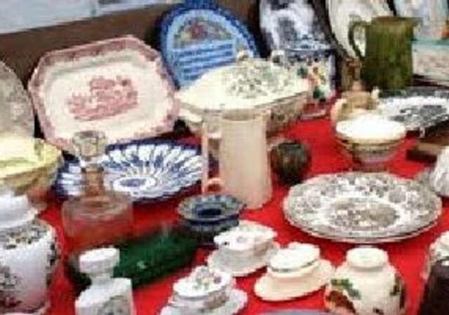 Feira_de_Artes_e_Velharias