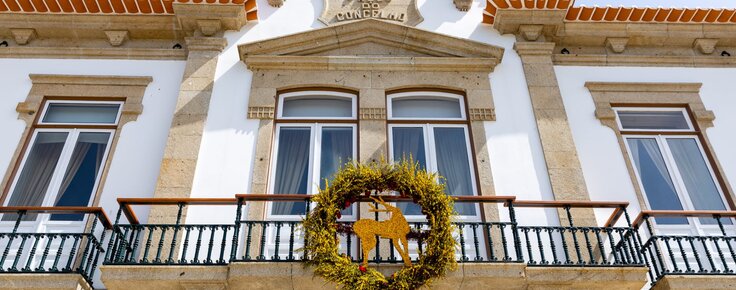 centro_historico_de_cerveira_ornamentado_com__as_maias__3