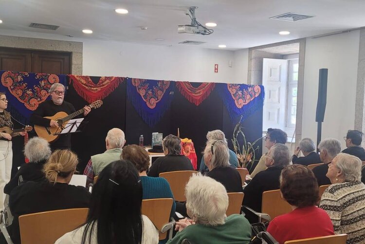 2tertulias_seniores_1